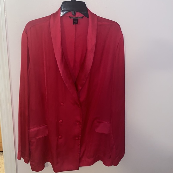 Victoria’s Secret sleep shirt - Picture 2 of 11